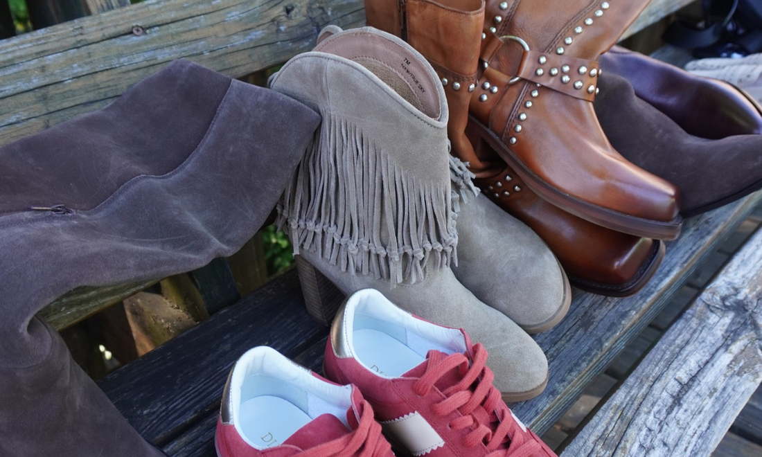 5 Pairs of Shoes That Go With Everything in Your Closet