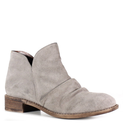 Taupe (Gray)