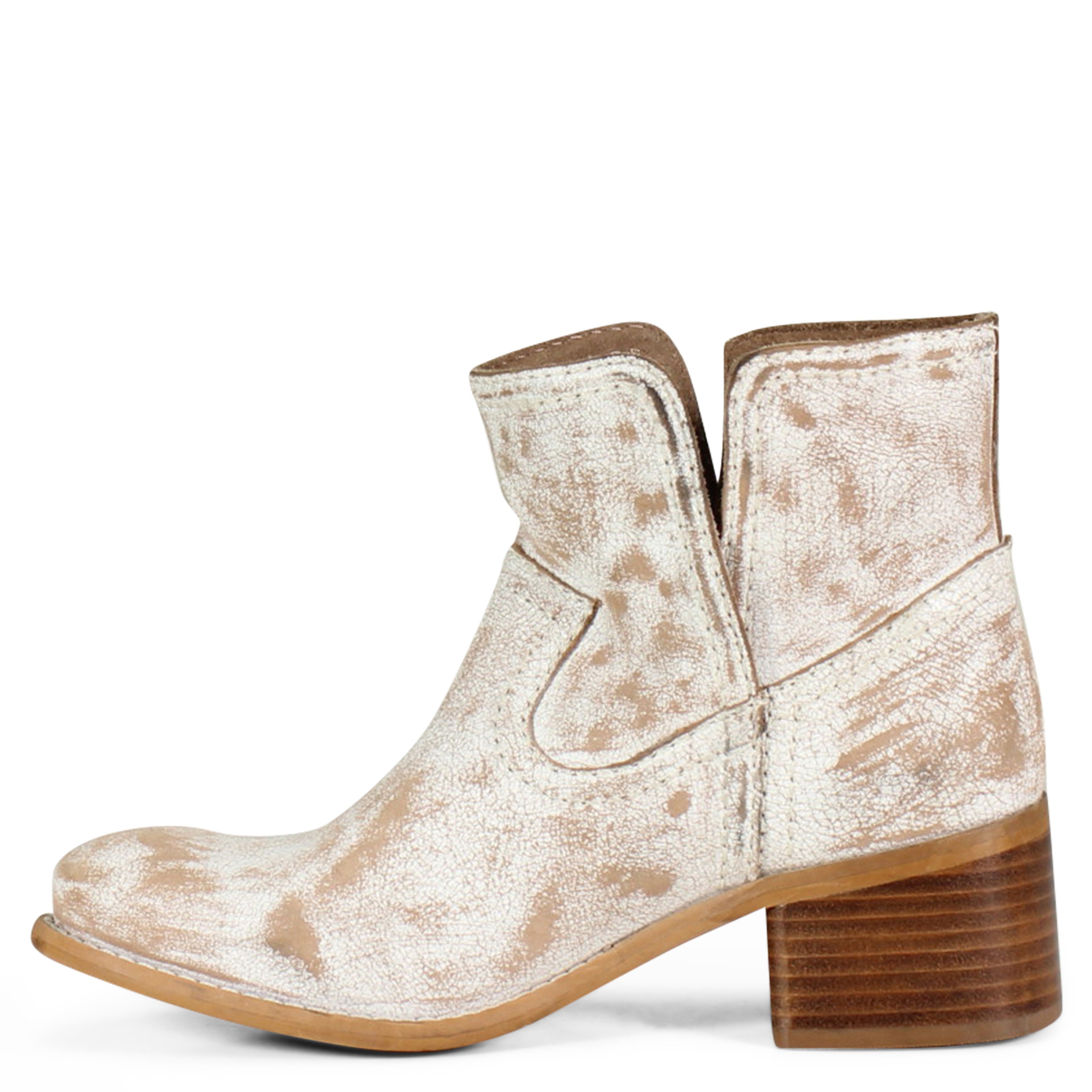 Diba True Women s WALNUT GROVE Genuine Leather Western Ankle Bootie DibaTrue