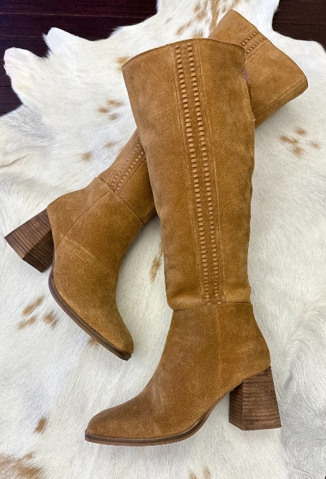 c55a4d4b-9395-4d0a-b6bc-d77bf7f1d63a