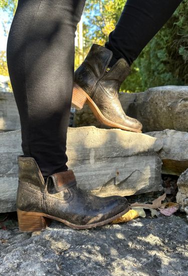 Diba True Women s WALNUT GROVE Genuine Leather Western Ankle Bootie DibaTrue